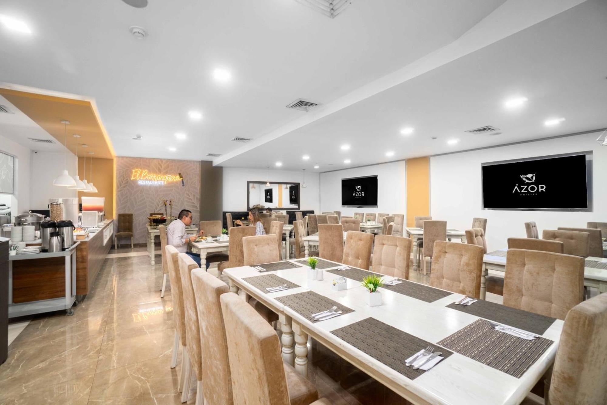 Azor Hotel Cali Versalles Bagian luar foto