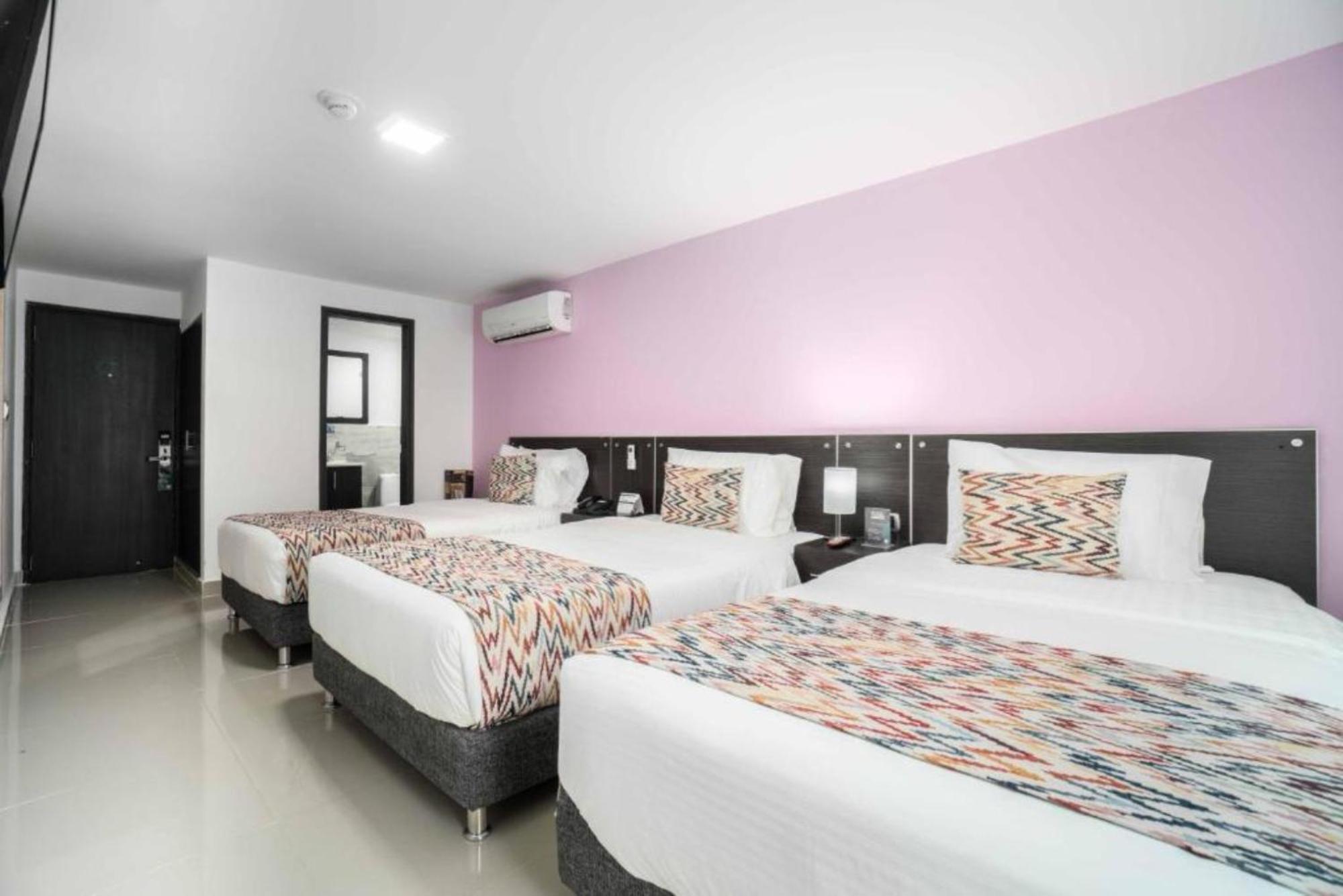 Azor Hotel Cali Versalles Bagian luar foto